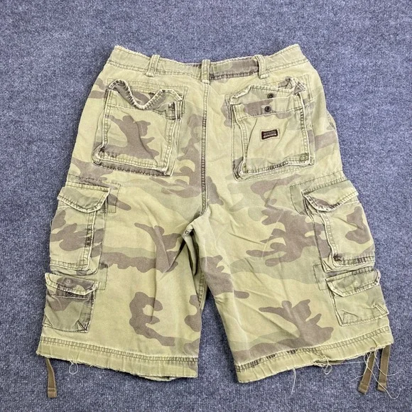 VTG Abercrombie & Fitch Mens Camo Cargo Shorts  Size 32 Cotton Distressed - Picture 10 of 10